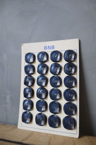 画像1: アンティーク　ボタンセット B (1)