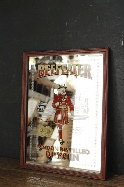 画像1: ビンテージ　BEEFEATER　 DRY GINパブミラー (1)